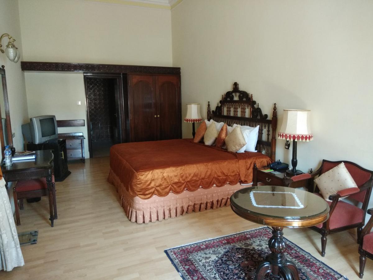 Lalitha Mahal Palace Hotel Maisúr Exteriér fotografie